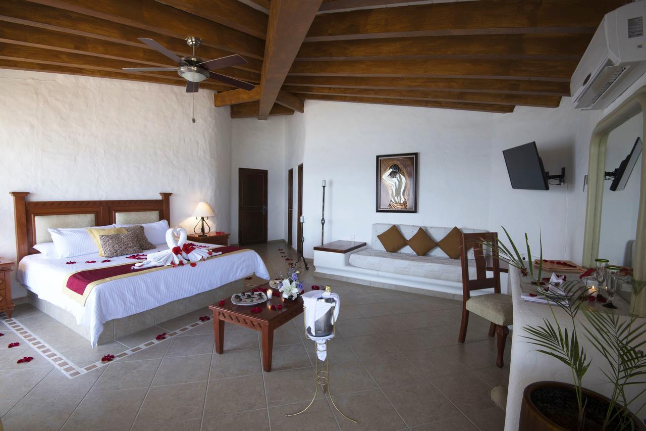 Hotel Punta Serena & Resorts - Solo Parejas (Adults Only) Tenacatita Exteriör bild